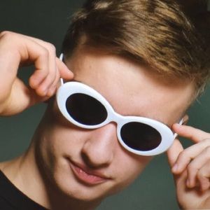 Meet your Posher, Ian